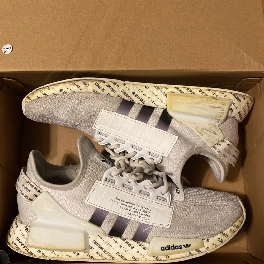 Adidas NMD R1.V2 - Picture 3 of 8